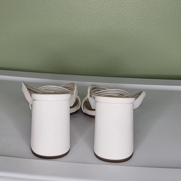 Charles by Charles David Sandals 8M White Strappy Chunky Block Heel Shoe Neutral - Picture 6 of 7